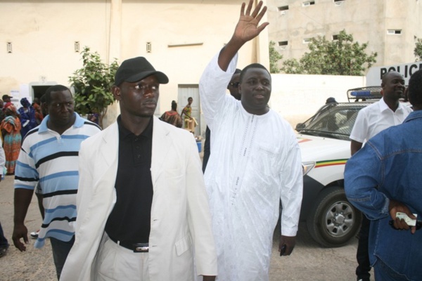 Dernière minute : Le Doyen des juges rejette la demande de liberté provisoire de Bamba Fall
