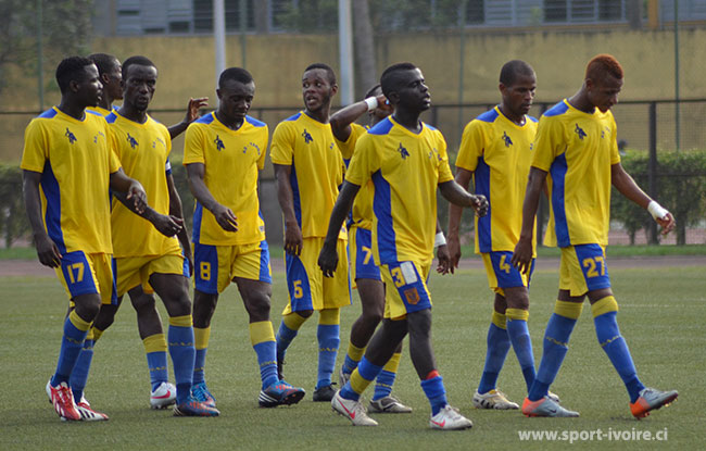 TOURNOI DES ZONES A & B DE LA CAF : L’AS TANDA DE CÔTE D’IVOIRE REMPORTE LE TROPHÉE