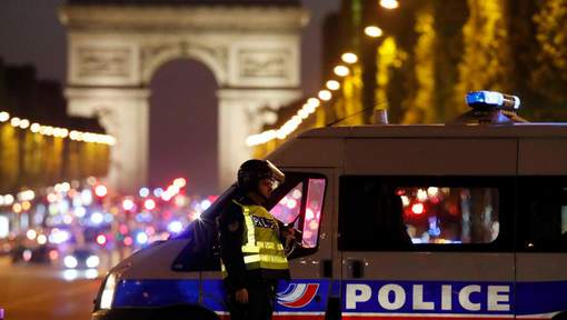 fusillade sur les Champs Elysées : Un policier tué, un autre blessé