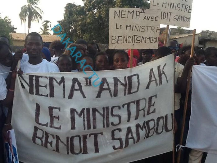 Meeting de l’APR de Ziguinchor : Forte mobilisation de Benoît Sambou Meeting de l’APR de Ziguinchor : Forte mobilisation de Benoît Sambou