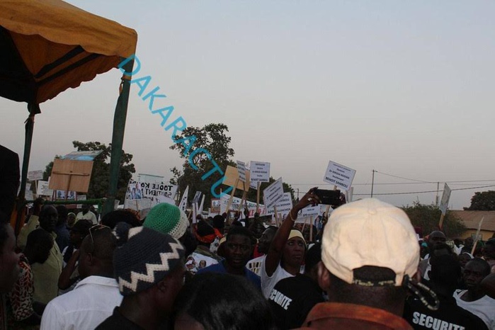Meeting de l’APR de Ziguinchor : Forte mobilisation de Benoît Sambou Meeting de l’APR de Ziguinchor : Forte mobilisation de Benoît Sambou