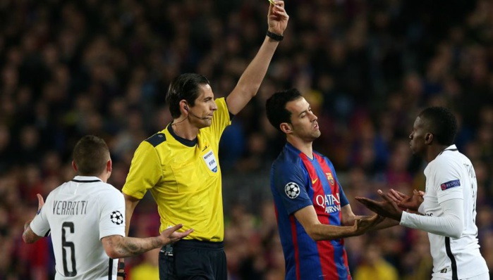 L’arbitre de Barça-PSG sanctionné après la remontada L’arbitre de Barça-PSG sanctionné après la remontada
