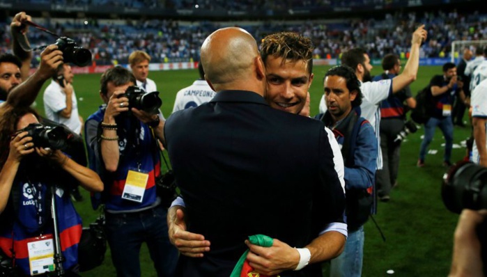 Ronaldo s’enflamme pour Zidane Ronaldo s’enflamme pour Zidane