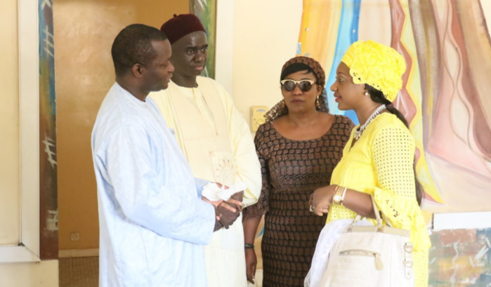 Pour la commercialisation des produits "made in Sénégal" : Alioune Sarr a inauguré neuf (09) magasins témoins à Thiès Pour la commercialisation des produits "made in Sénégal" : Alioune Sarr a inauguré neuf (09) magasins témoins à Thiès