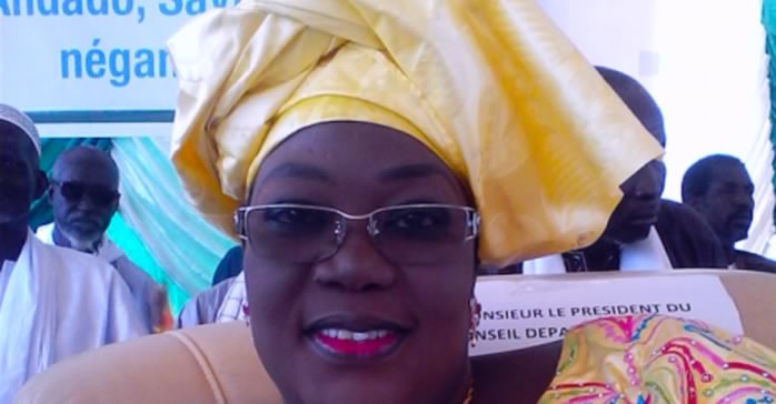 TOUBA - La députée Aïda Gaye apprend aux populations comment " voter pour Bby "