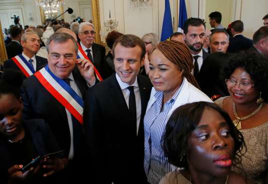 Emmanuel Macron ne veut plus de migrants dans les rues « d’ici à la fin de l’année »