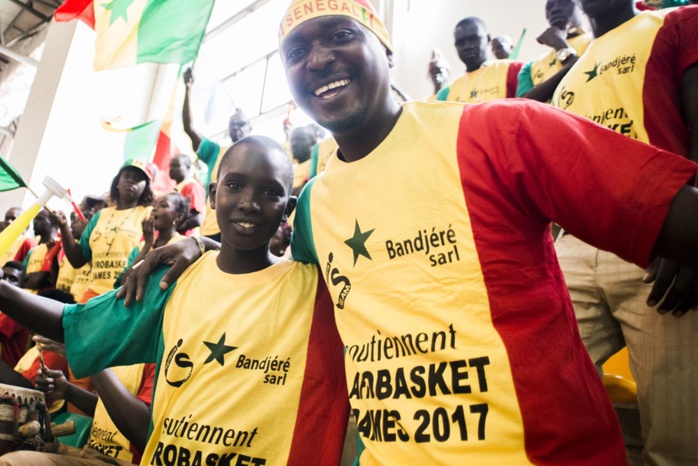 AFROBASKET DAMES AU MALI : Le 12ème Gaïndé fait bloc derrière les Lionnes AFROBASKET DAMES AU MALI : Le 12ème Gaïndé fait bloc derrière les Lionnes