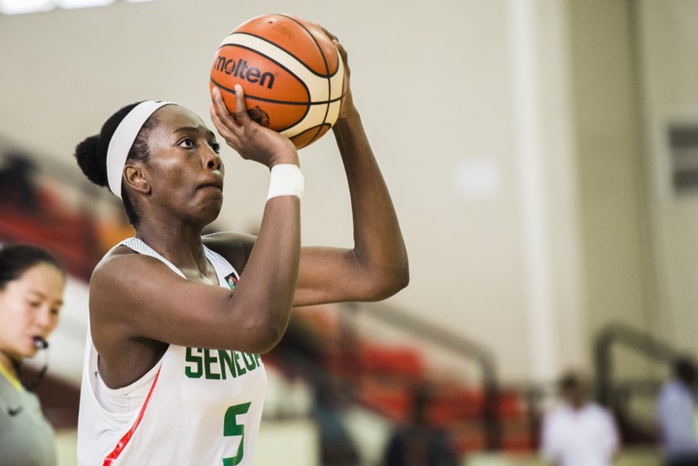 AFROBASKET DAMES AU MALI : Le 12ème Gaïndé fait bloc derrière les Lionnes AFROBASKET DAMES AU MALI : Le 12ème Gaïndé fait bloc derrière les Lionnes