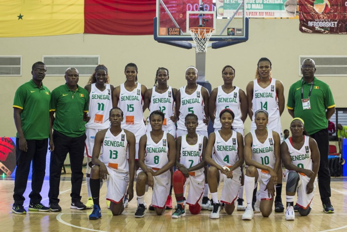 AFROBASKET DAMES AU MALI : Le 12ème Gaïndé fait bloc derrière les Lionnes AFROBASKET DAMES AU MALI : Le 12ème Gaïndé fait bloc derrière les Lionnes