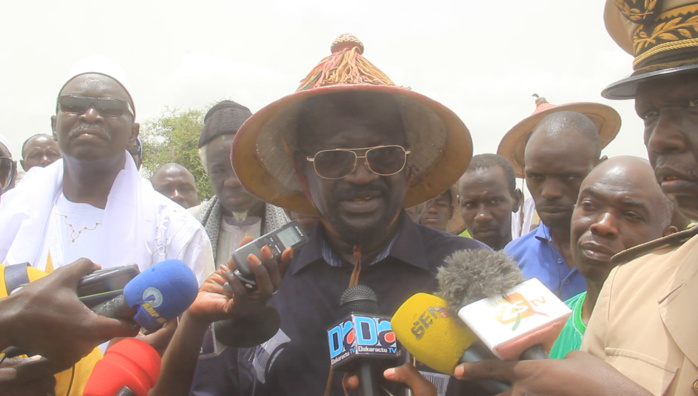 PAPE ABDOULAYE SECK CATÉGORIQUE : « Aucun paysan ne dira que les semences ne sont pas bonnes… Le Sénégal atteindra l’autosuffisance en riz » PAPE ABDOULAYE SECK CATÉGORIQUE : « Aucun paysan ne dira que les semences ne sont pas bonnes… Le Sénégal atteindra l’autosuffisance en riz »