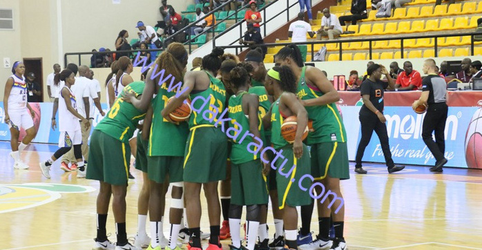 Afrobasket 2017 : Replongez dans l'ambiance du match Sénégal / RDC (Images) Afrobasket 2017 : Replongez dans l'ambiance du match Sénégal / RDC (Images)