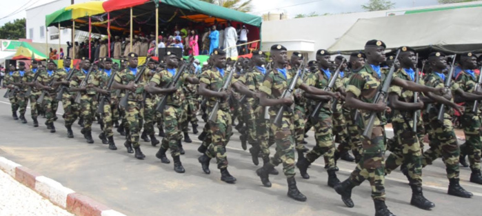 Cérémonie de remise de drapeau aux 1052 recrues du BAT 12 à Dakar- Bango : Le lieutenant colonel Mouhamadou Abdoulaye Sylla satisfait de la formation. Cérémonie de remise de drapeau aux 1052 recrues du BAT 12 à Dakar- Bango : Le lieutenant colonel Mouhamadou Abdoulaye Sylla satisfait de la formation.