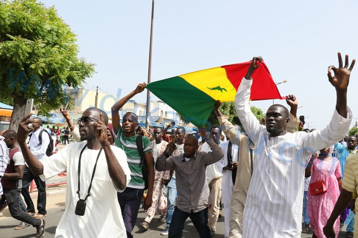 Voici les images de la marche pacifique du collectif de soutien  aux Rohingyas.