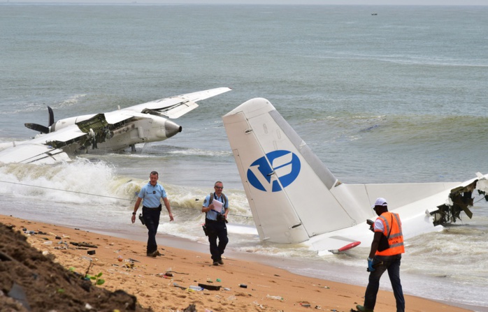 Côte d'Ivoire : Un avion s'écrase au large d'Abidjan, plusieurs morts