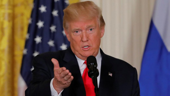 Larry Flint, le « roi du porno » offre 10 millions de dollars pour destituer Trump