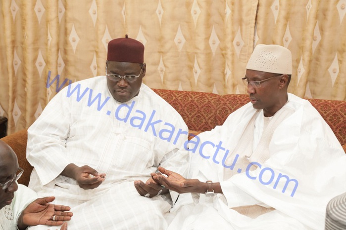 Les images de la visite de Mamour Diallo, directeur des Domaines chez Serigne Bass Khadim Awa Ba Les images de la visite de Mamour Diallo, directeur des Domaines chez Serigne Bass Khadim Awa Ba