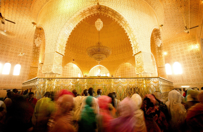 MAGAL DE TOUBA : Recueillement "émouvant" d’une délégation mauritanienne au mausolée de Cheikh Ahmadou Bamba MAGAL DE TOUBA : Recueillement "émouvant" d’une délégation mauritanienne au mausolée de Cheikh Ahmadou Bamba