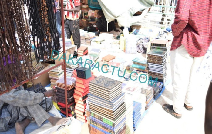 Médina Baye : l'esplanade de la mosquée se transforme en foire le temps du Gamou (Images)