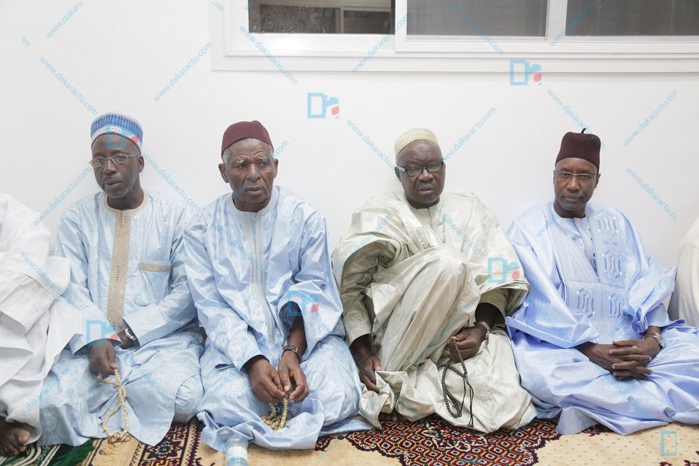 Mawlid 2017 à Tivaouane : Les images du Gamou chez Mamadou Mamour Diallo (Directeur des Domaines) et Président de "Dolly Macky" Mawlid 2017 à Tivaouane : Les images du Gamou chez Mamadou Mamour Diallo (Directeur des Domaines) et Président de "Dolly Macky"