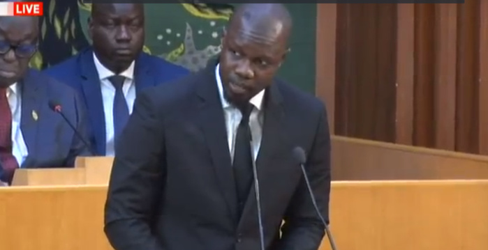 DPG / Sonko chauffe l’hémicycle : « Un gouvernement dirigé par un lion qui dort et un Premier ministre qui passe son temps à danser le Mbarass »