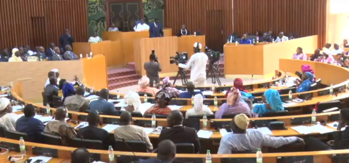 Assemblée nationale: dispute entre Aida Mbodje et Moustapha Niasse autour du temps de parole