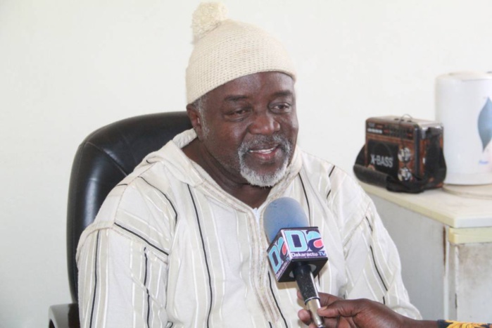 Dr ALIOUNE SYLLA COGNE : " Point d'opposants, juste des acharnés... Le Ps et l'Afp sont des alliés, mais des alliés qui dorment... Abdoulaye Sylla et ses marchés ' Dr ALIOUNE SYLLA COGNE : " Point d'opposants, juste des acharnés... Le Ps et l'Afp sont des alliés, mais des alliés qui dorment... Abdoulaye Sylla et ses marchés '