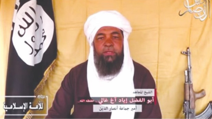 Les projets d'attentats d'Ansar Dine au Sénégal, la rencontre de Makhtar Diokhané avec Mokhtar Belmokhtar Les projets d'attentats d'Ansar Dine au Sénégal, la rencontre de Makhtar Diokhané avec Mokhtar Belmokhtar