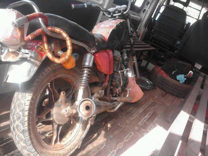 Drame à Kédougou : Un camion transportant du sable monte sur un conducteur de moto qui rendra l’âme peu après Drame à Kédougou : Un camion transportant du sable monte sur un conducteur de moto qui rendra l’âme peu après