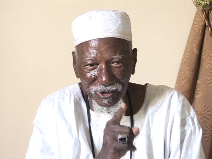 3H 20 MINUTES À TOUBA- Serigne Sidi Mokhtar dans sa résidence de Gouye-mbind