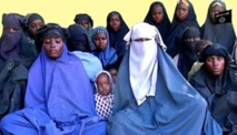 Boko Haram : « Nous ne reviendrons pas », affirment dans une vidéo des lycéennes de Chibok enlevées au Nigeria
