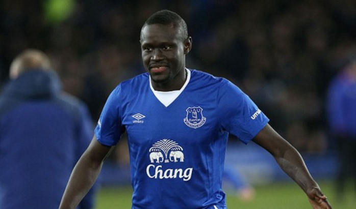 Mercato- Baye Oumar Niass va rester à Everton
