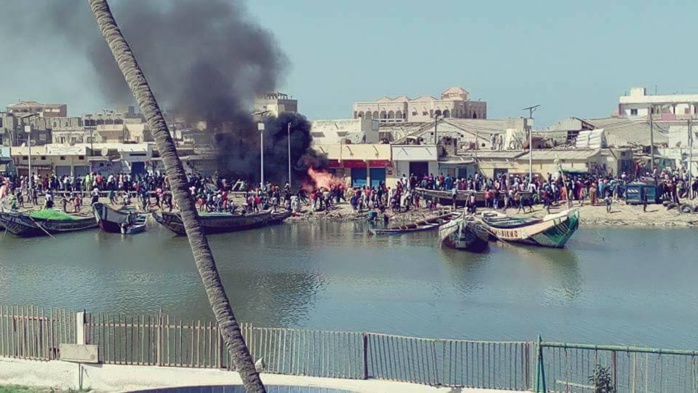 Meurtre d’un pêcheur à Guet-Ndar : Des cantines de la communauté mauritanienne brûlées presque 30 après les évènements de 1989 ! Meurtre d’un pêcheur à Guet-Ndar : Des cantines de la communauté mauritanienne brûlées presque 30 après les évènements de 1989 !