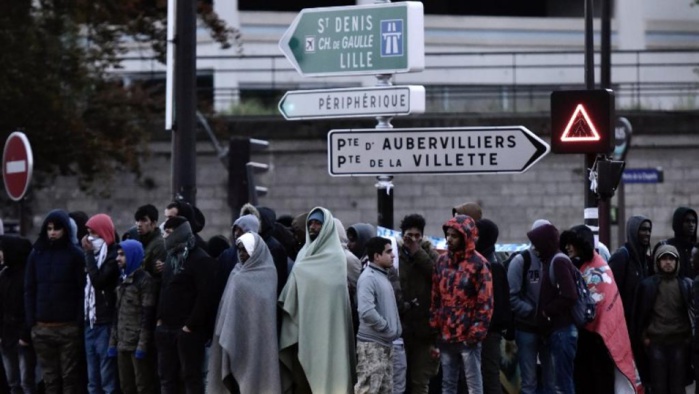 IMMIGRATION : plus de 300 filières démantelées en France