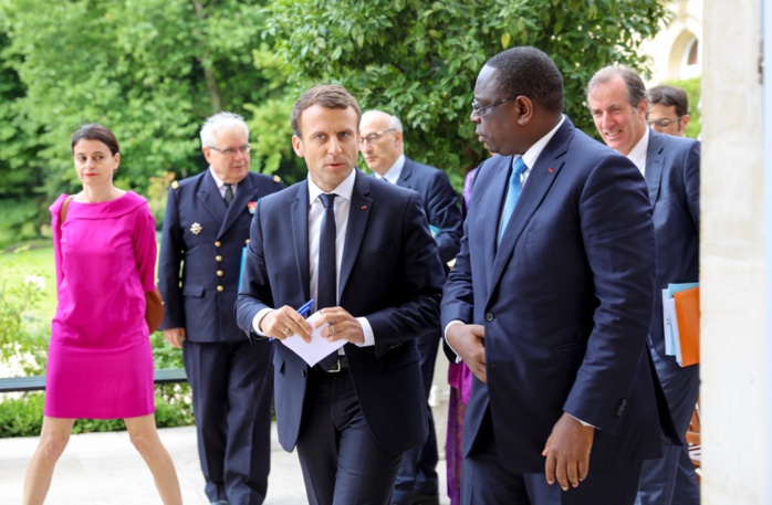 Visite de Macron / Secrets du plan de guerre du Pds : Des rouleaux de tissu rouge achetés, quatre points de combat choisis à Dakar