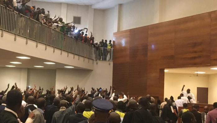 Procès Khalifa Sall / Le juge Malick Lamotte visite le fond du dossier : Fatou Traoré à la barre Procès Khalifa Sall / Le juge Malick Lamotte visite le fond du dossier : Fatou Traoré à la barre