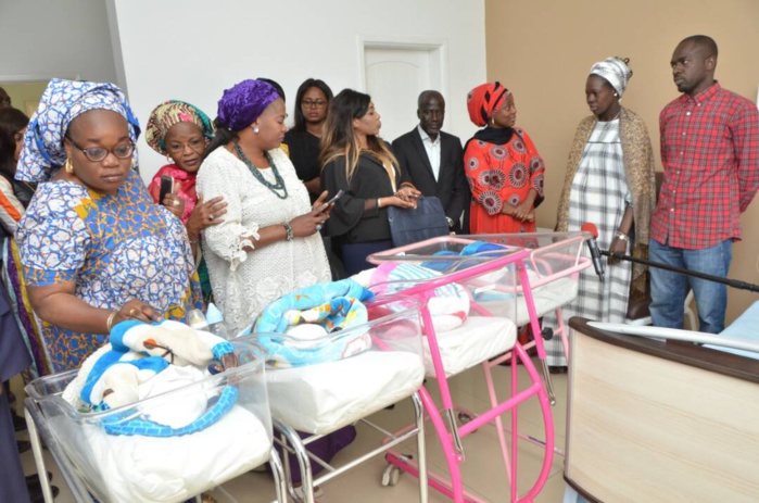 Santé Mère-Enfant : Une femme accouche de quadruplés et se fait aider par Diouf Sarr Santé Mère-Enfant : Une femme accouche de quadruplés et se fait aider par Diouf Sarr