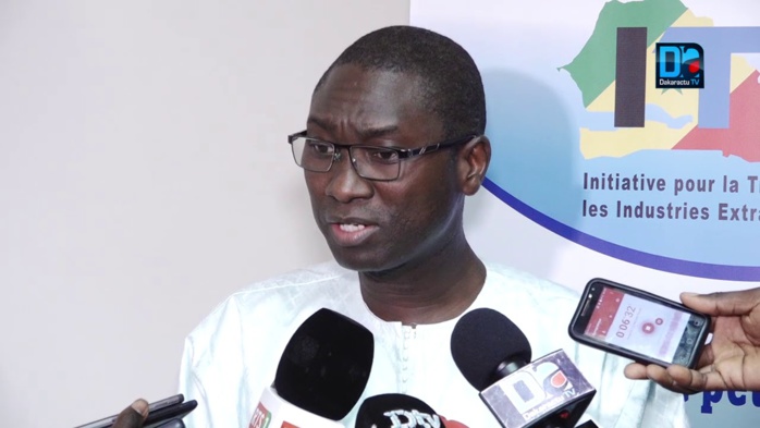 Ismaïla Madior Fall, Professeur de droit constitutionnel, ministre de la Justice, sur l’accord gazier Sénégal-Mauritanie : «Idrissa Seck interprète mal la Constitution, c’est un accord unitisation» Ismaïla Madior Fall, Professeur de droit constitutionnel, ministre de la Justice, sur l’accord gazier Sénégal-Mauritanie : «Idrissa Seck interprète mal la Constitution, c’est un accord unitisation»