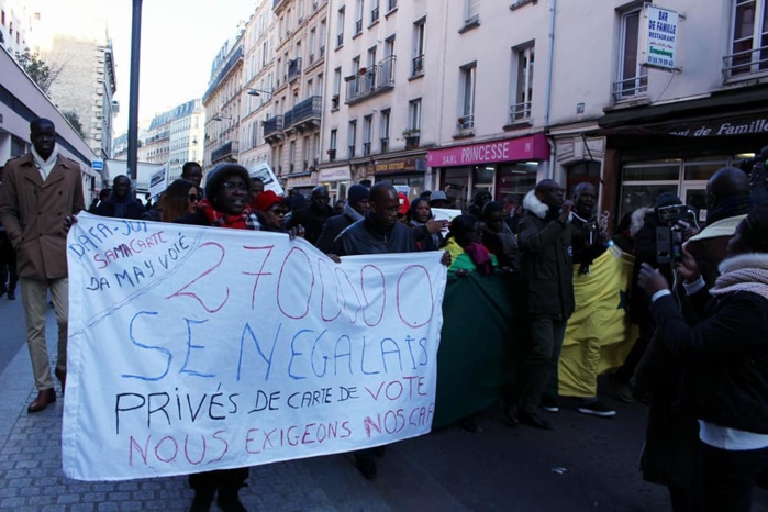 Pour des élections transparentes, l’opposition sénégalaise marche à Paris Pour des élections transparentes, l’opposition sénégalaise marche à Paris