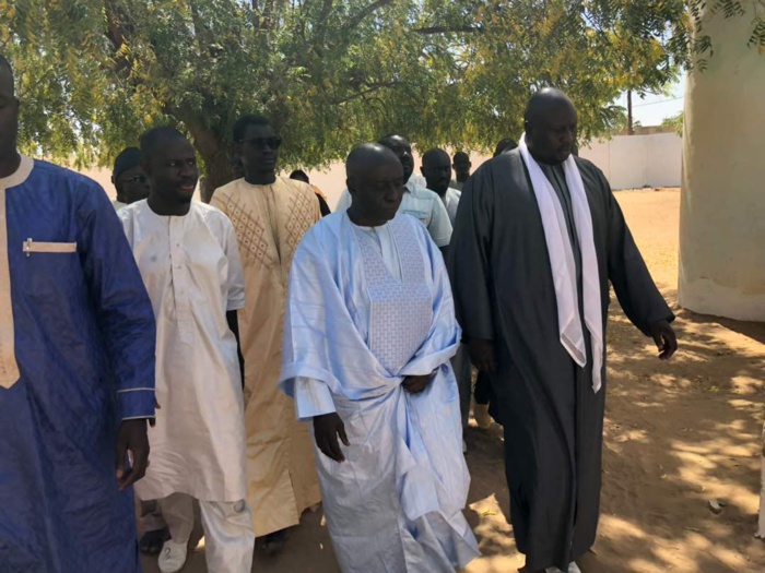 IDRISSA SECK EN PAYS MOURIDE - Vers une campagne de charme qui passera par les religieux !