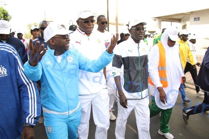 Les images de la randonnée de la solidarité et de l'émergence organisée par le Collectif des habitants et ressortissants de la Médina Les images de la randonnée de la solidarité et de l'émergence organisée par le Collectif des habitants et ressortissants de la Médina