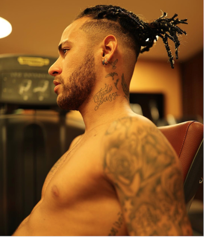 PHOTO : la nouvelle coupe de Neymar PHOTO : la nouvelle coupe de Neymar