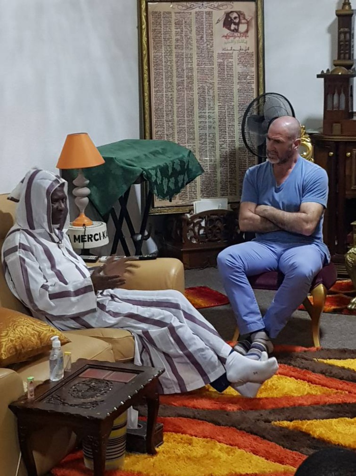 Serigne Modou Kara reçoit l'ancien international français Eric Cantona Serigne Modou Kara reçoit l'ancien international français Eric Cantona