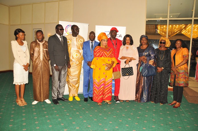 FOGECA : Remise des fonds octroyés par M. James Ndambo