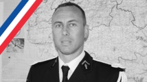 Attaques terroristes dans l'Aude (France) : le lieutenant-colonel Arnaud Beltrame est mort Attaques terroristes dans l'Aude (France) : le lieutenant-colonel Arnaud Beltrame est mort