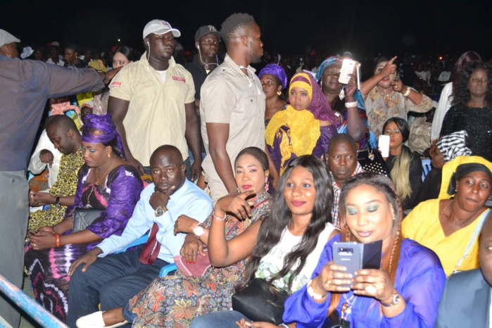 Les images du concert de Wally Ballago Seck et le Raam Daan à Kaolack Les images du concert de Wally Ballago Seck et le Raam Daan à Kaolack