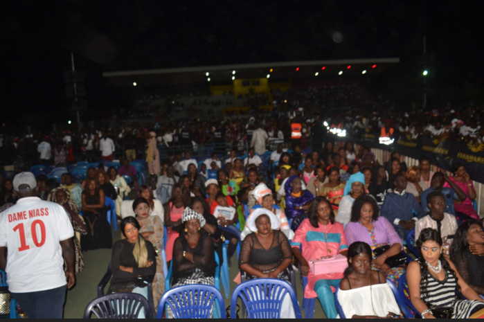Les images du concert de Wally Ballago Seck et le Raam Daan à Kaolack Les images du concert de Wally Ballago Seck et le Raam Daan à Kaolack