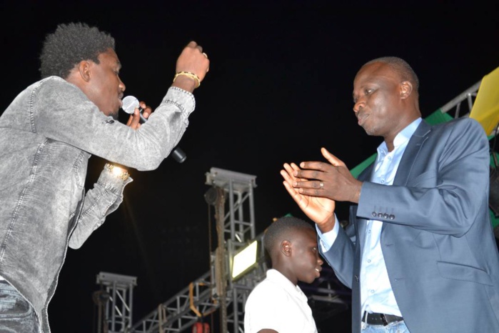 Les images du concert de Wally Ballago Seck et le Raam Daan à Kaolack Les images du concert de Wally Ballago Seck et le Raam Daan à Kaolack