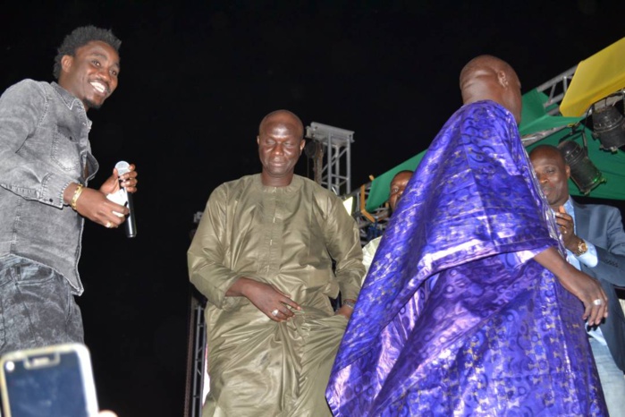 Les images du concert de Wally Ballago Seck et le Raam Daan à Kaolack Les images du concert de Wally Ballago Seck et le Raam Daan à Kaolack