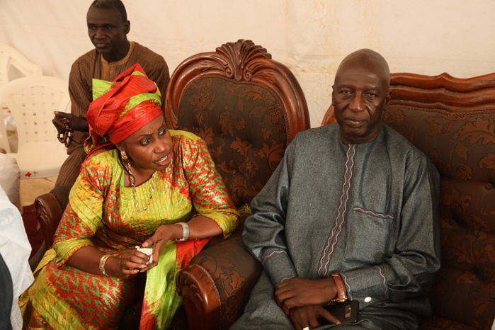 CASTORS : Le président Macky Sall envoie une forte délégation présenter ses condoléances à Serigne Diagne CASTORS : Le président Macky Sall envoie une forte délégation présenter ses condoléances à Serigne Diagne