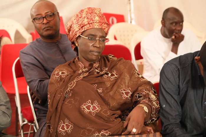 CASTORS : Le président Macky Sall envoie une forte délégation présenter ses condoléances à Serigne Diagne CASTORS : Le président Macky Sall envoie une forte délégation présenter ses condoléances à Serigne Diagne